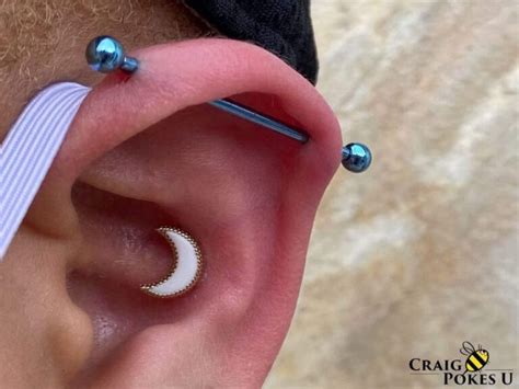 Craig pokes u - Mar 17, 2023 · 1. The piercing gun pushes a sharp earring through - there's more chance of scarring this way. A piercing shop will use a hollow core needle that actually pokes a hole in the ear and push the earring through to fill that hole. It's less traumatic for the skin. 2. 